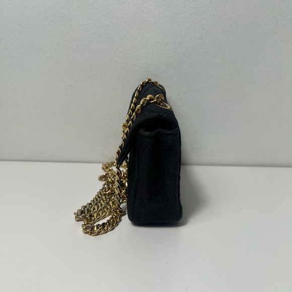 Chanel Vintage Diamond Quilted Mini Single Flap Crossbody Purse W/ Curb Chain - Picture 5 of 14